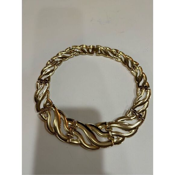Vintage Gold Tone Wide Link choker Necklace Chunky Swirl/wave Necklace. 17”. Exc - Picture 4 of 6
